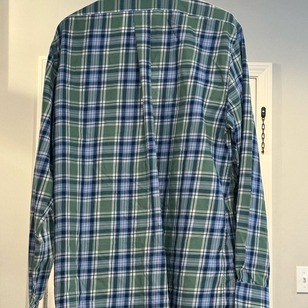 Men’s Vineyard Vines button down